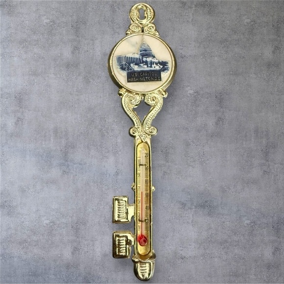Other - Vintage 1959 souvenir thermometer designed to look like a decorative key